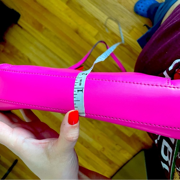 Adelia Hadley 2way Leather Bright Neon Crossbody Messenger removable strap clutc - Picture 4 of 14